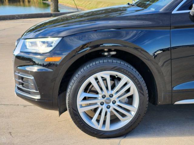 2019 Audi Q5 Vehicle Photo in DENTON, TX 76210-9321