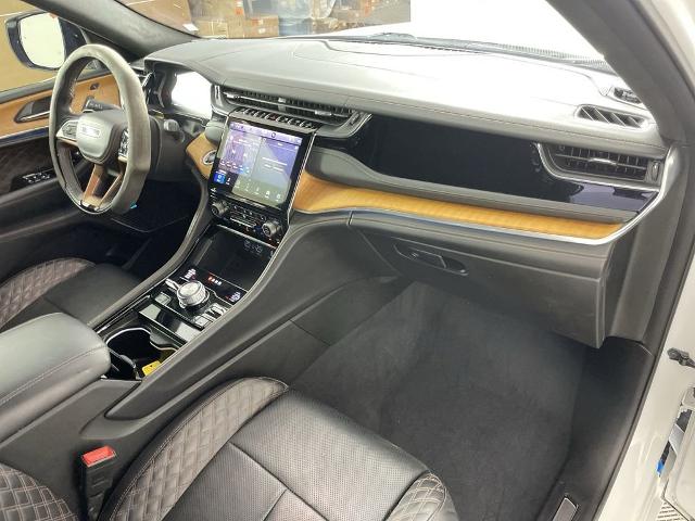 2023 Jeep Grand Cherokee L Vehicle Photo in GILBERT, AZ 85297-0402