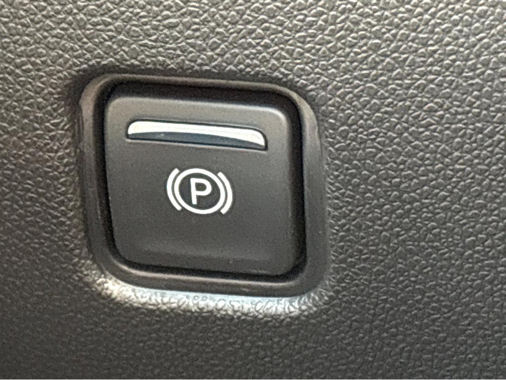 2025 Chevrolet Blazer Vehicle Photo in POOLER, GA 31322-3252