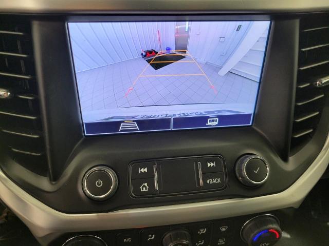 2023 GMC Acadia Vehicle Photo in GREEN BAY, WI 54303-3330