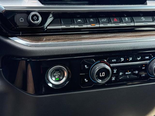2023 Chevrolet Silverado 1500 Vehicle Photo in COLUMBIA, MO 65203-3903