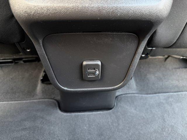 2021 Chevrolet Equinox Vehicle Photo in LEOMINSTER, MA 01453-2952