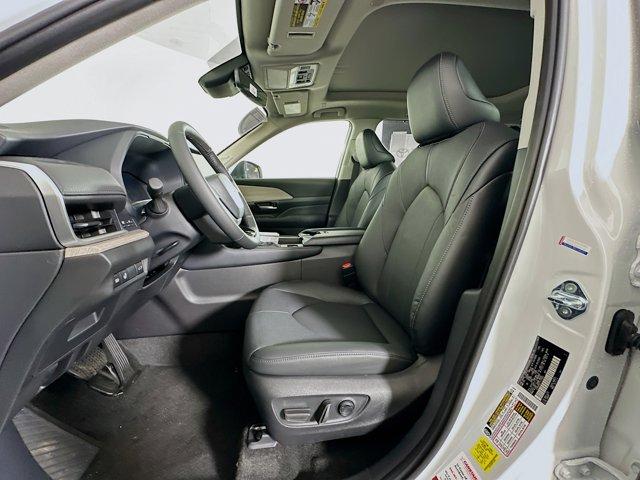 2026 Toyota Grand Highlander Vehicle Photo in Flemington, NJ 08822
