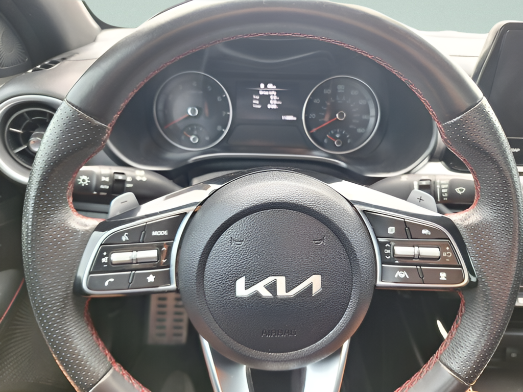 2023 Kia Forte photo 20 of 30