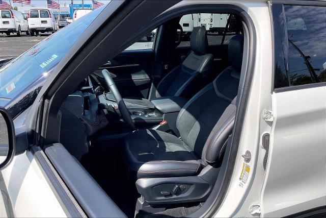 2025 Ford Explorer Vehicle Photo in INDEPENDENCE, MO 64055-1314