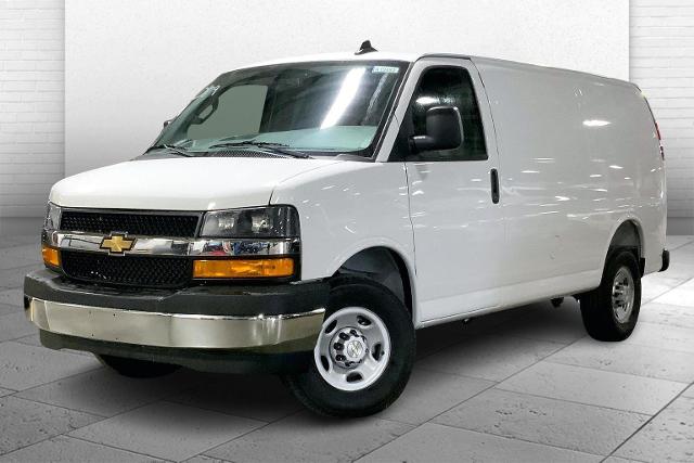 2025 Chevrolet Express Cargo Van Vehicle Photo in KANSAS CITY, MO 64114-4502