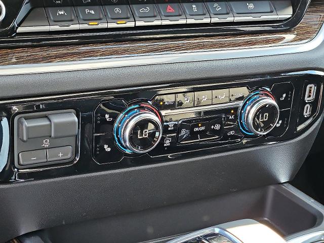 2026 GMC Sierra 1500 Vehicle Photo in TREVOSE, PA 19053-4984