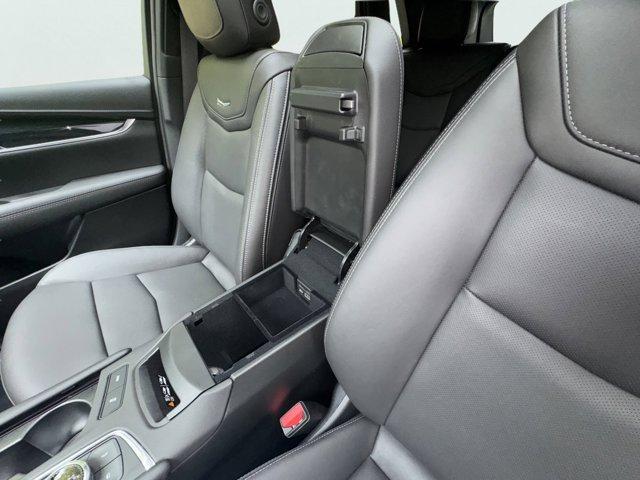 2025 Cadillac XT5 Vehicle Photo in LEOMINSTER, MA 01453-2952