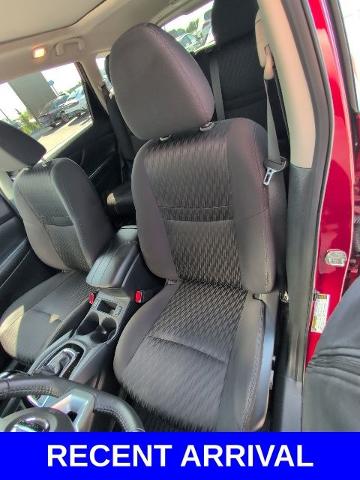 2020 Nissan Rogue Vehicle Photo in Merrillville, IN 46410