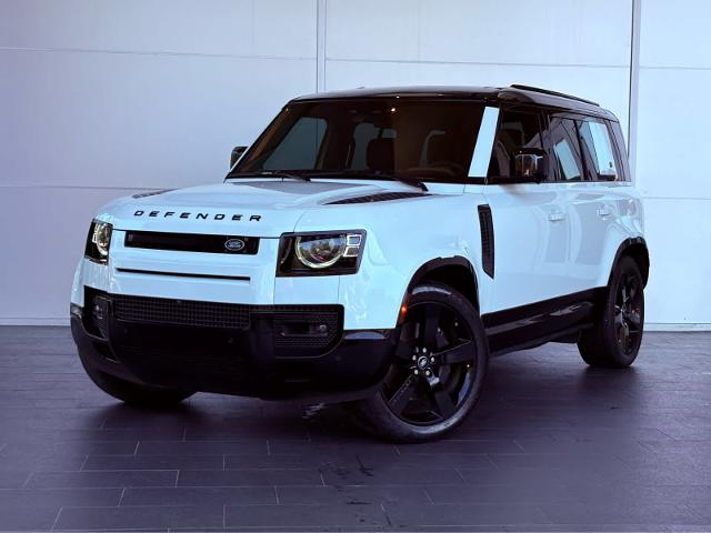 2024 Defender Vehicle Photo in HOUSTON, TX 77079