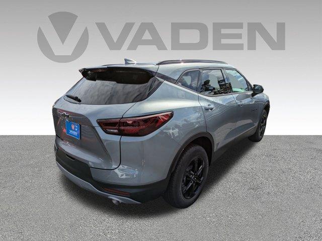 2025 Chevrolet Blazer Vehicle Photo in BRUNSWICK, GA 31525-1881