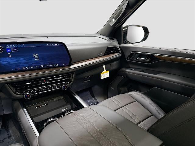 2026 Chevrolet Suburban Vehicle Photo in EVERETT, WA 98203-5662