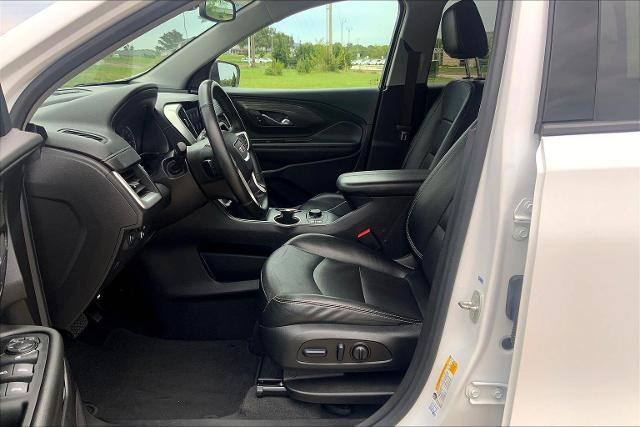 2023 GMC Terrain Vehicle Photo in TOPEKA, KS 66609-0000