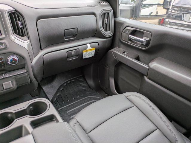 2025 Chevrolet Silverado 3500 HD Vehicle Photo in BRUNSWICK, GA 31525-1881