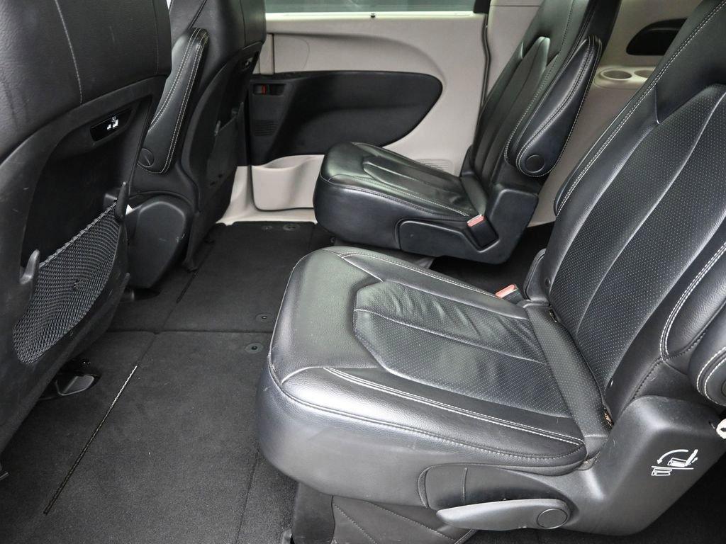 2022 Chrysler Pacifica Vehicle Photo in Cedar Rapids, IA 52402