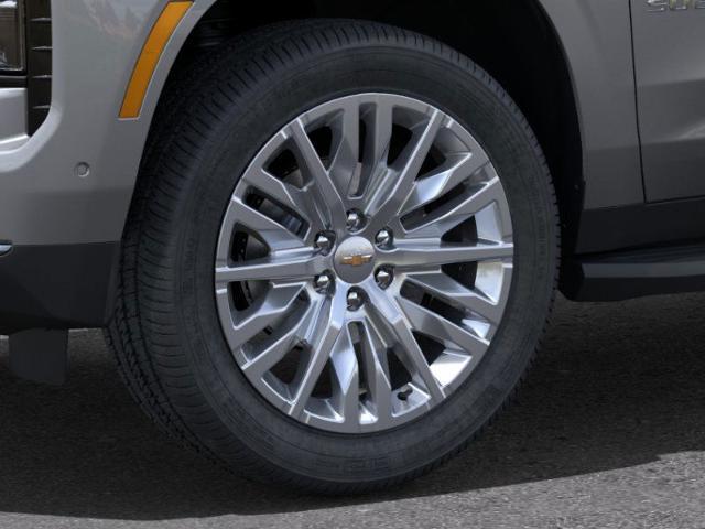 2025 Chevrolet Suburban Vehicle Photo in NEENAH, WI 54956-2243