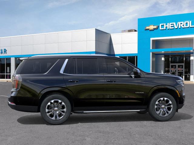 2025 Chevrolet Tahoe Vehicle Photo in MOON TOWNSHIP, PA 15108-2571