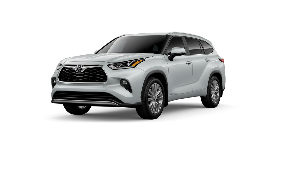 2026 Toyota Highlander Vehicle Photo in Neenah, WI 54956