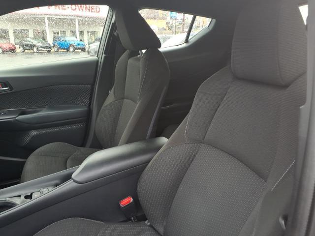 2018 Toyota C-HR photo 7 of 20