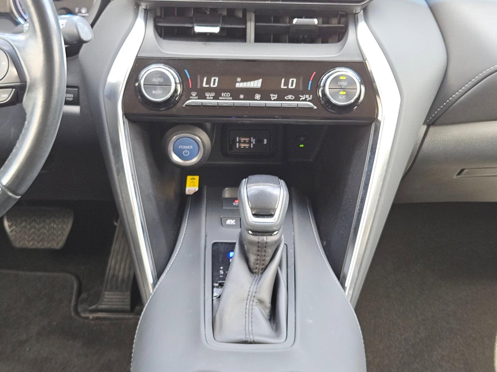 2022 Toyota Venza Vehicle Photo in Seguin, TX 78155