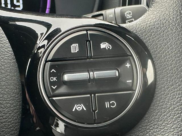 2025 Kia Soul Vehicle Photo in COLUMBIA, MO 65203-3903