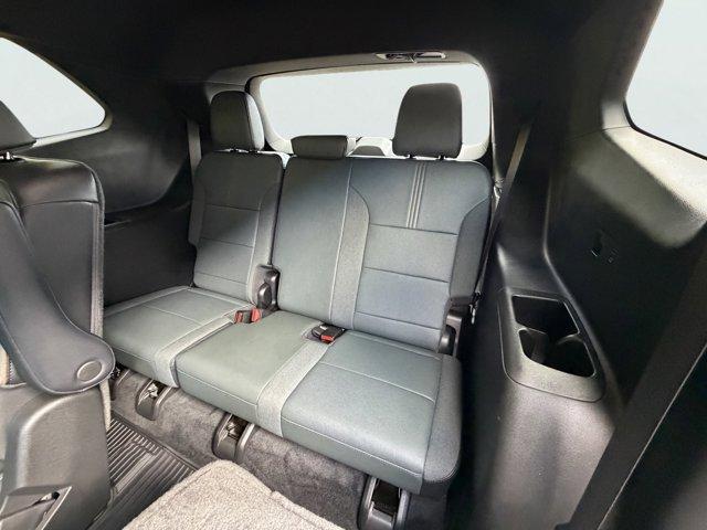 2024 GMC Acadia Vehicle Photo in LEOMINSTER, MA 01453-2952