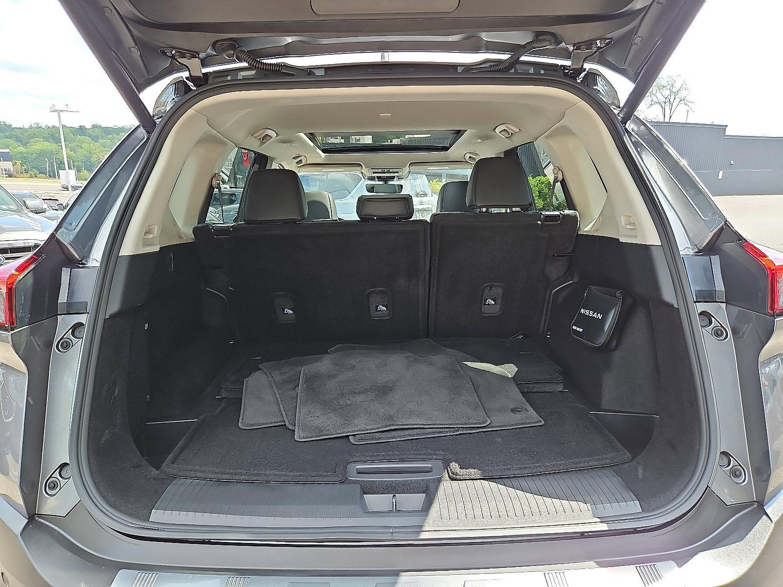 2023 Nissan Rogue Vehicle Photo in Jenkintown, PA 19046