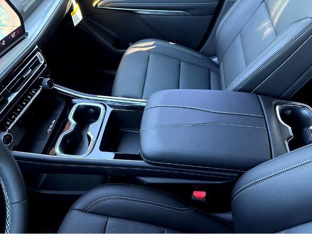 2025 Chevrolet Traverse Vehicle Photo in BEAUFORT, SC 29906-4218