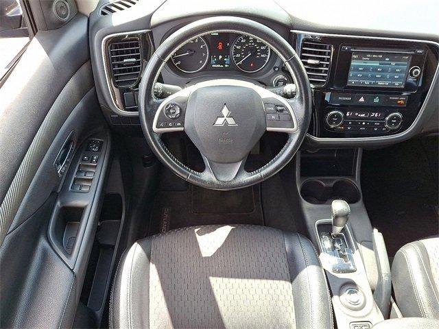 2015 Mitsubishi Outlander Vehicle Photo in LANCASTER, PA 17601-0000