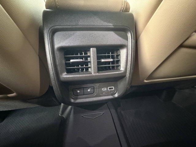 2024 Cadillac XT4 Vehicle Photo in LEOMINSTER, MA 01453-2952