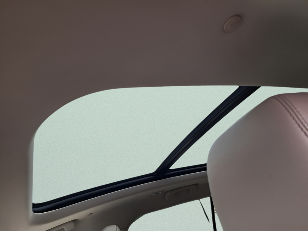 2023 Lincoln Aviator photo 14 of 36