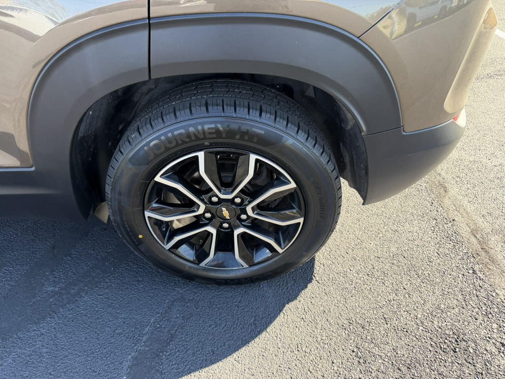 2021 Chevrolet Trailblazer photo 14 of 37