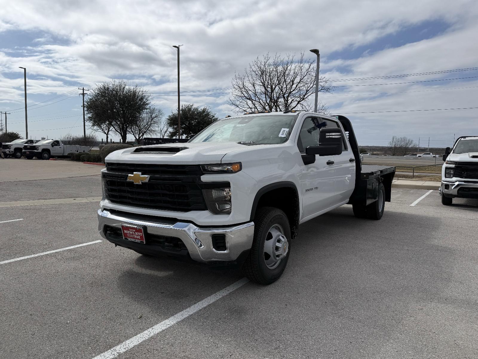 2025 Chevrolet Silverado 3500 HD Chassis Cab Vehicle Photo in GEORGETOWN, TX 78626-7508