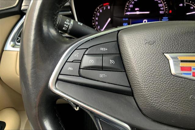 2017 Cadillac XT5 Vehicle Photo in KANSAS CITY, MO 64114-4545