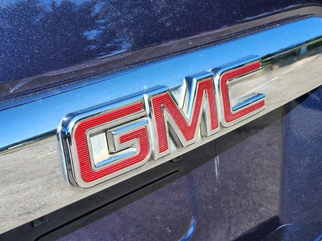 2018 GMC Yukon XL Vehicle Photo in DENTON, TX 76210-9321