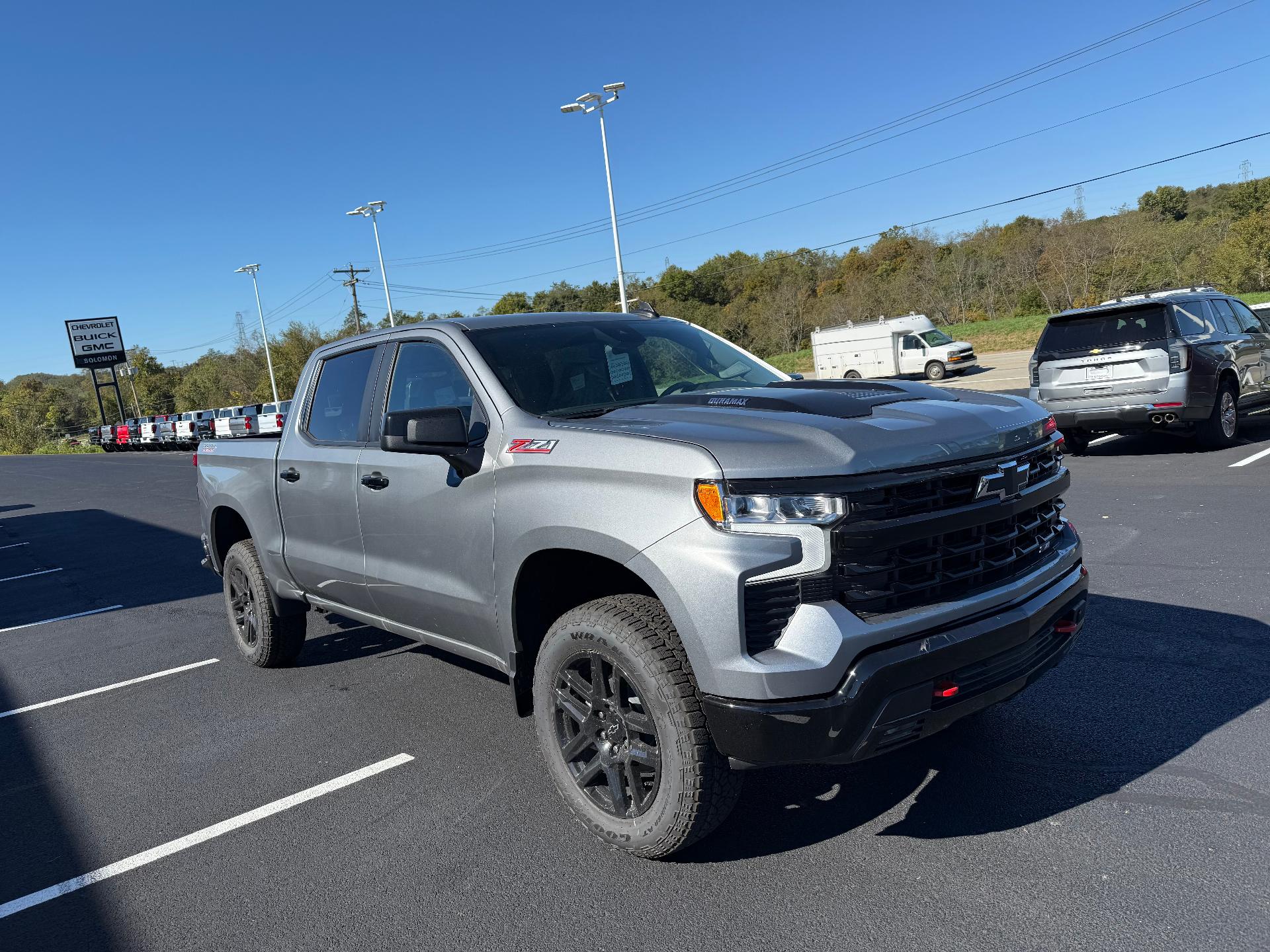 2026 Chevrolet Silverado 1500 photo 7 of 10