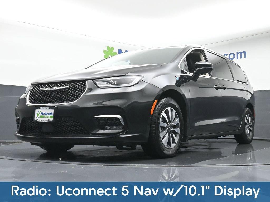 2022 Chrysler Pacifica Vehicle Photo in Cedar Rapids, IA 52402