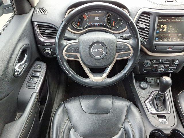 2017 Jeep Cherokee Vehicle Photo in DANBURY, CT 06810-5034