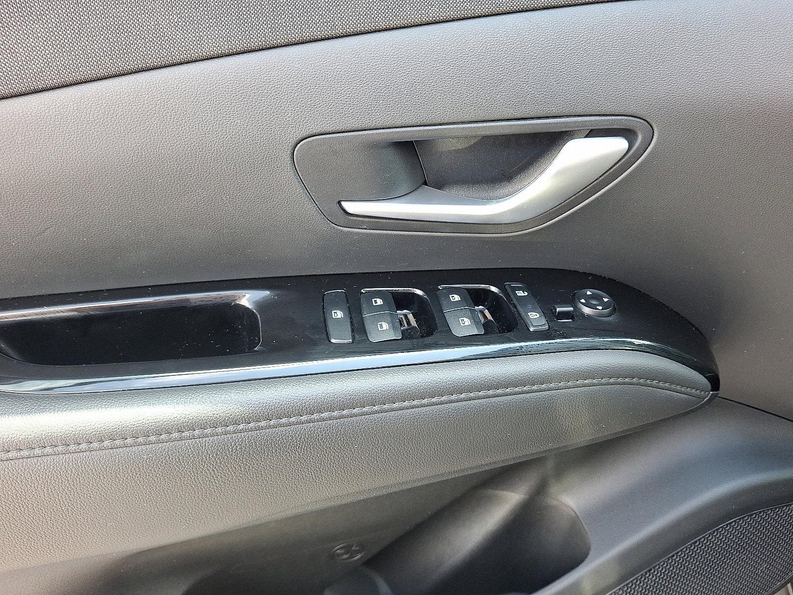2024 Hyundai TUCSON Hybrid Vehicle Photo in Harrisburg, PA 17111