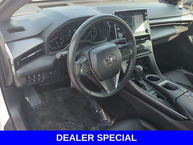2022 Toyota Avalon Vehicle Photo in Merrillville, IN 46410
