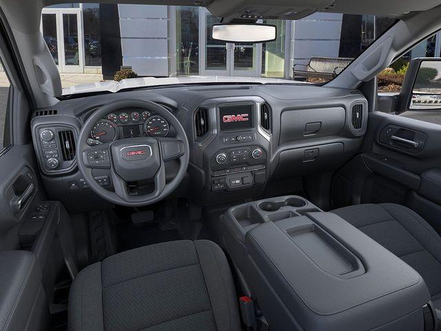 2025 GMC Sierra 3500 HD Chassis Cab Vehicle Photo in DANBURY, CT 06810-5034