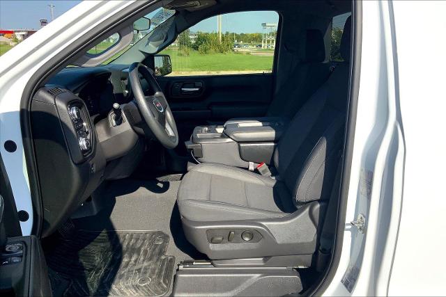 2025 GMC Sierra 1500 Vehicle Photo in TOPEKA, KS 66609-0000