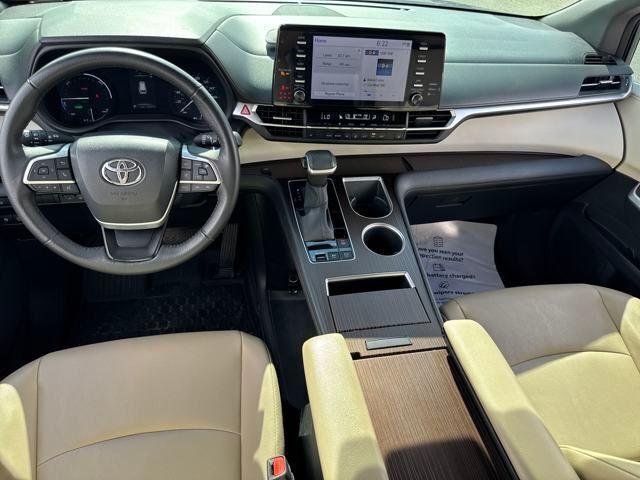 2023 Toyota Sienna Vehicle Photo in Jonesboro, AR 72404