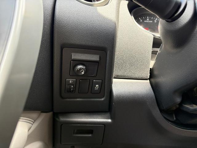 2012 Nissan Rogue Vehicle Photo in Savannah, GA 31419