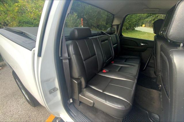 2011 Chevrolet Silverado 1500 Vehicle Photo in KANSAS CITY, MO 64114-4545
