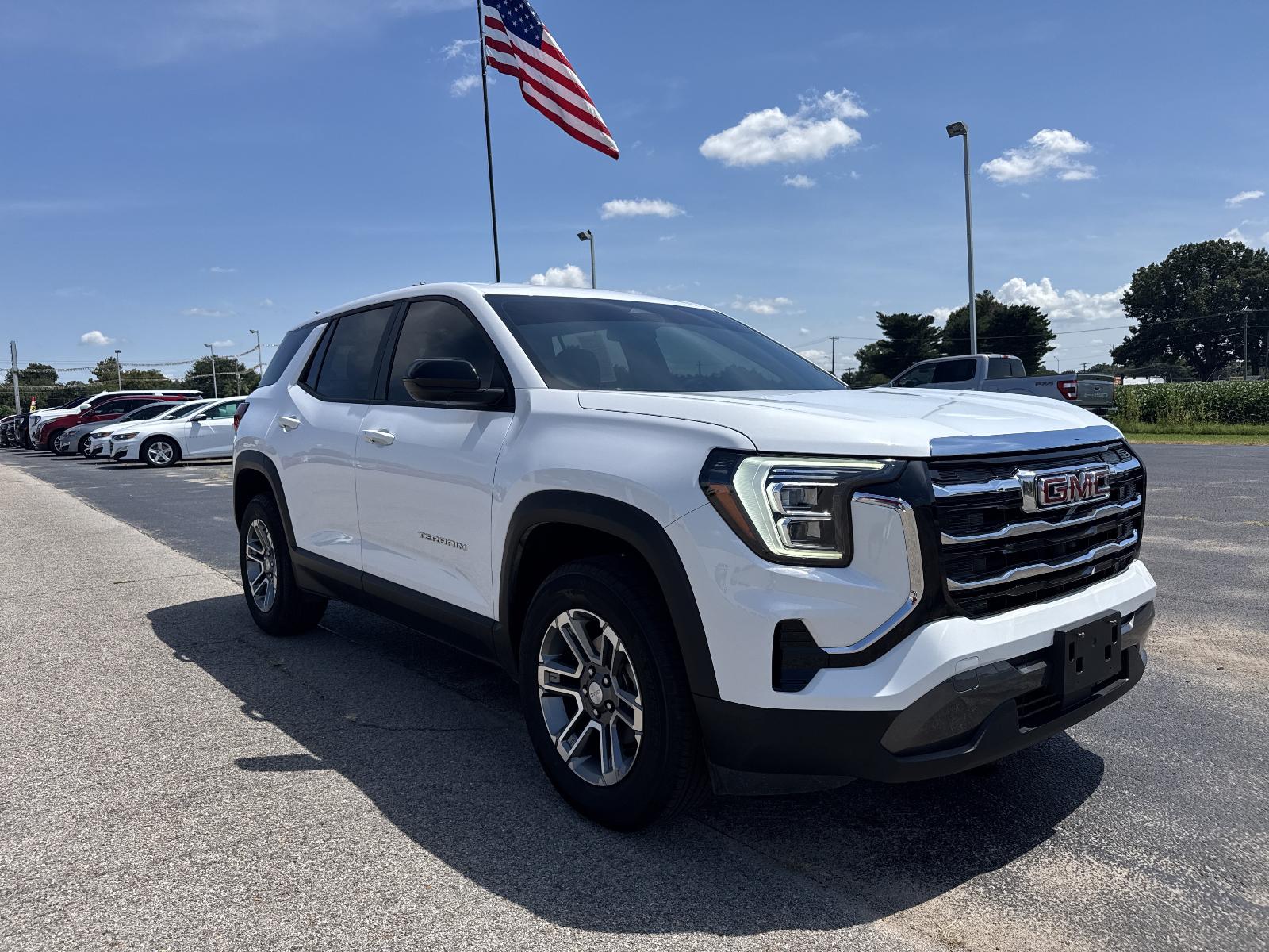 View vehicle photo 7