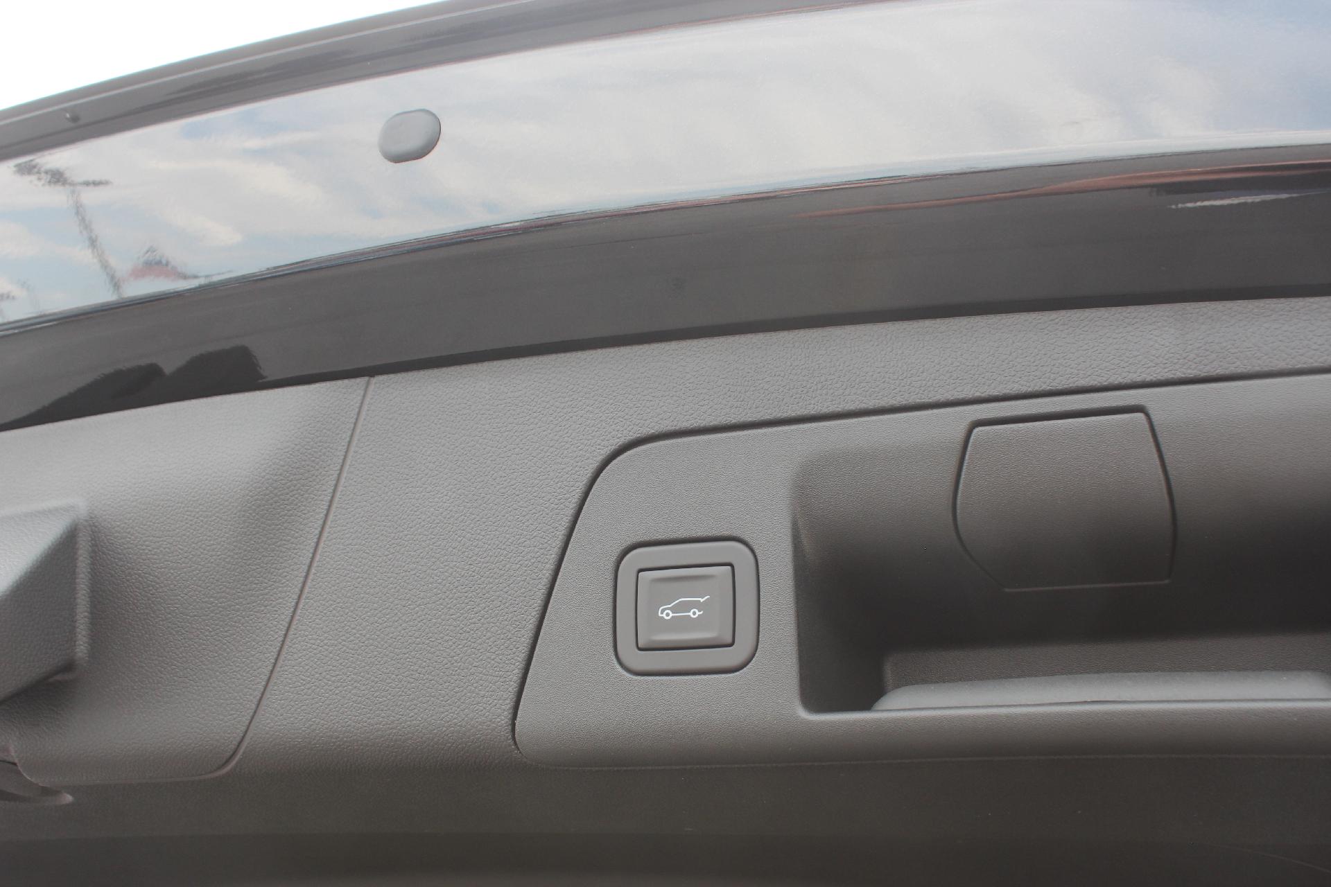 2025 Buick Envision Vehicle Photo in AURORA, CO 80012-4011