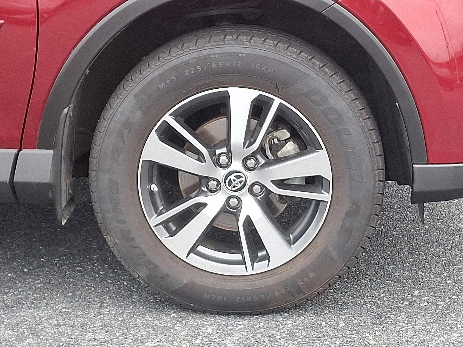 2018 Toyota RAV4 Vehicle Photo in Harrisburg, PA 17111
