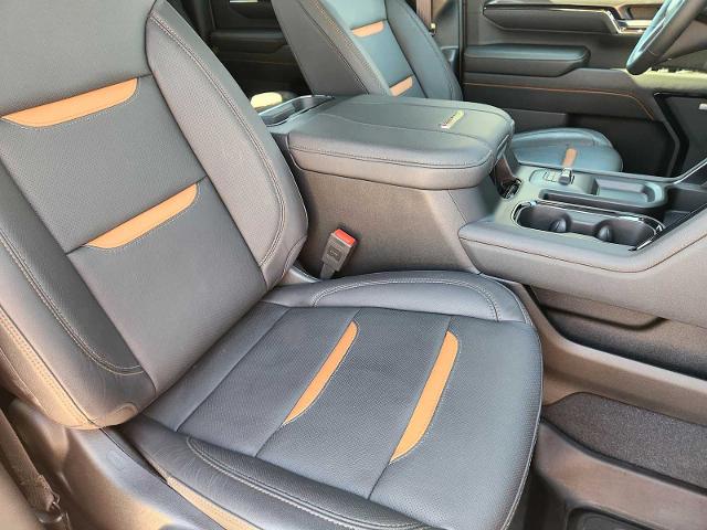 2024 GMC Sierra 2500 HD Vehicle Photo in DENTON, TX 76210-9321