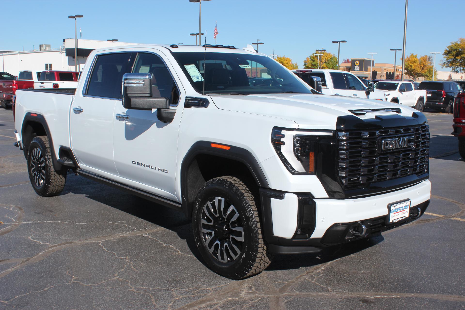 2026 GMC Sierra 2500 HD Vehicle Photo in AURORA, CO 80012-4011